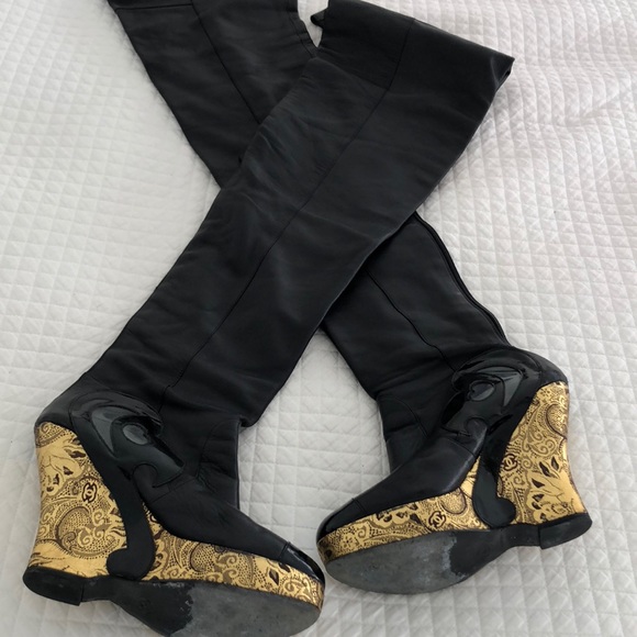 Original Chanel - Picture 3 of 4